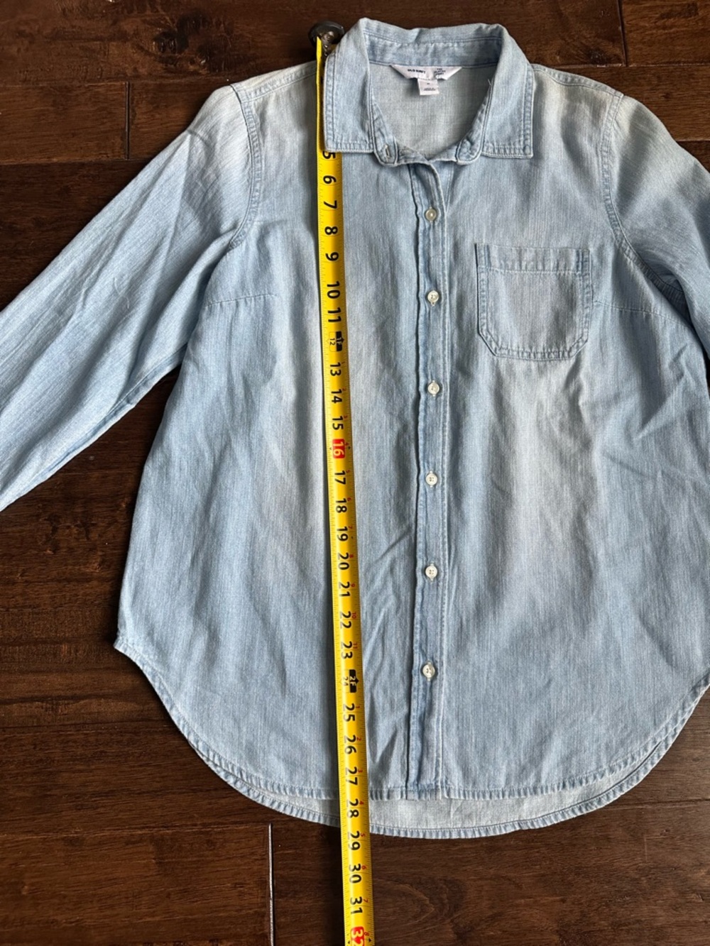 Old Navy Light Blue Denim Button-Down Shirt - Picture 5 of 8